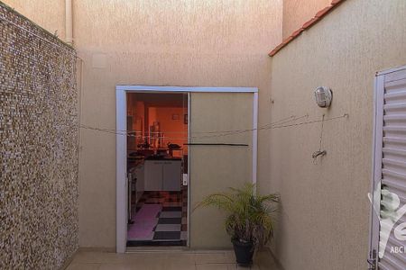 Casa à venda com 130m², 3 quartos e 2 vagas