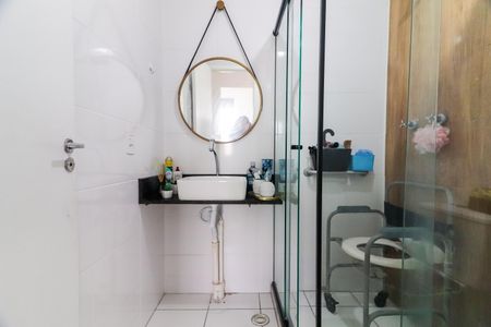 Apartamento à venda com 43m², 2 quartos e 1 vaga Apartamento à venda com 43m², 2 quartos e 1 vagaBanheiro