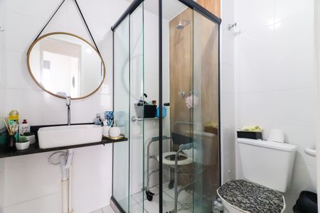 Apartamento à venda com 43m², 2 quartos e 1 vaga Apartamento à venda com 43m², 2 quartos e 1 vagaBanheiro