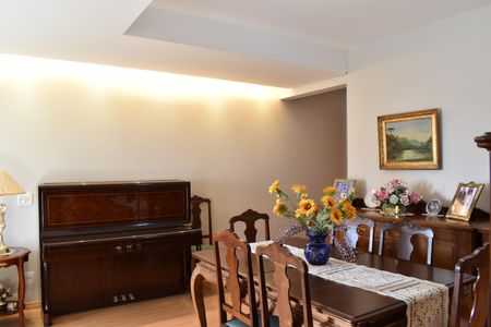 Apartamento para alugar com 133m², 3 quartos e 1 vagaSala