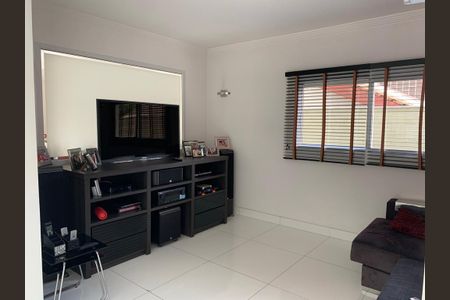 Casa à venda com 450m², 3 quartos e 6 vagasQuarto