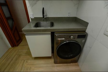 Apartamento à venda com 97m², 3 quartos e 1 vagaÁrea de Serviço