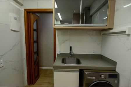 Apartamento à venda com 97m², 3 quartos e 1 vagaÁrea de Serviço