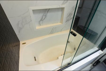 Apartamento à venda com 97m², 3 quartos e 1 vagaBanheiro da Suíte