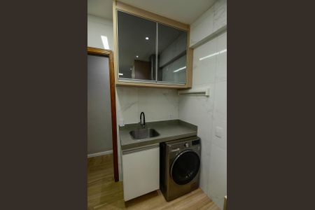Apartamento à venda com 97m², 3 quartos e 1 vagaÁrea de Serviço