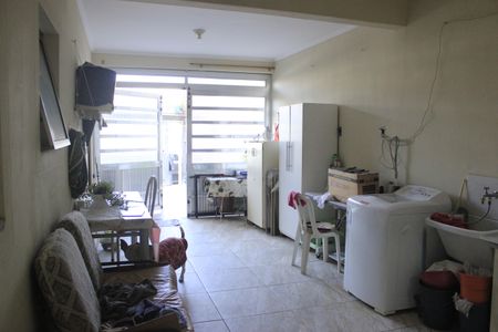 Casa à venda com 220m², 3 quartos e 3 vagasÁrea de Serviço
