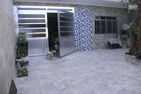 Casa à venda com 220m², 3 quartos e 3 vagasGaragem