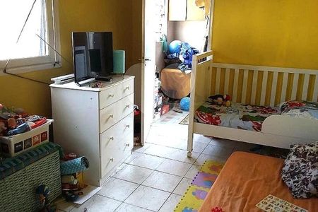 Casa à venda com 3 quartos, 240m² em Vila Monumento, São Paulo