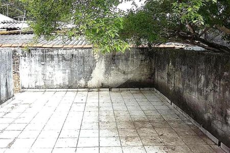 Casa à venda com 3 quartos, 240m² em Vila Monumento, São Paulo
