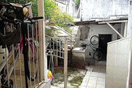 Casa à venda com 3 quartos, 240m² em Vila Monumento, São Paulo