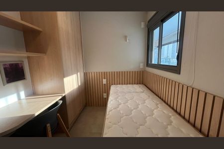 Apartamento à venda com 74m², 2 quartos e 1 vaga
