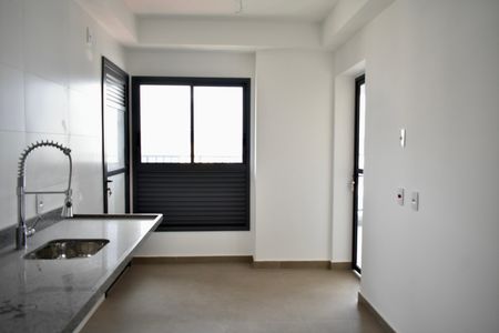Apartamento à venda com 141m², 3 quartos e 2 vagas Apartamento à venda com 141m², 3 quartos e 2 vagasCozinha