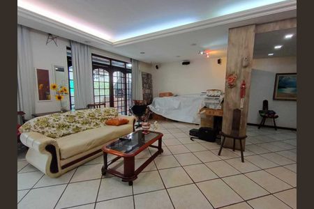 Apartamento à venda com 236m², 3 quartos e 2 vagas