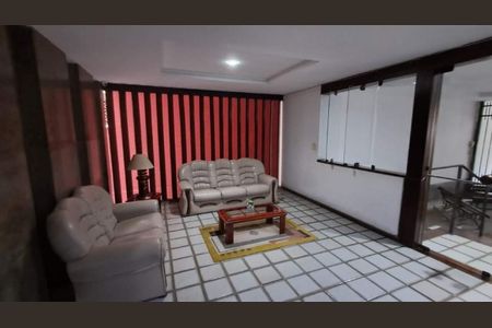 Apartamento à venda com 109m², 3 quartos e 1 vaga