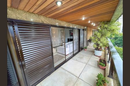 Apartamento à venda com 431m², 4 quartos e 5 vagas