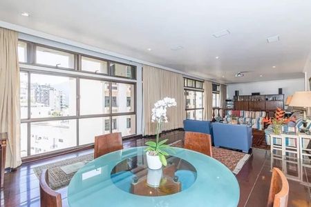 Apartamento à venda com 245m², 4 quartos e 2 vagas