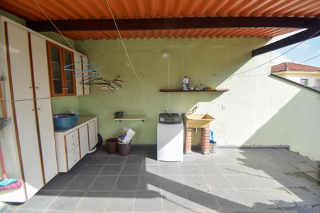 Casa à venda com 350m², 3 quartos e 2 vagas Casa à venda com 350m², 3 quartos e 2 vagasÁrea de Serviço