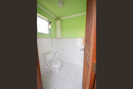 Casa à venda com 350m², 3 quartos e 2 vagas Casa à venda com 350m², 3 quartos e 2 vagasBanheiro 2