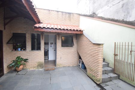 Casa à venda com 350m², 3 quartos e 2 vagas Casa à venda com 350m², 3 quartos e 2 vagasQuintal
