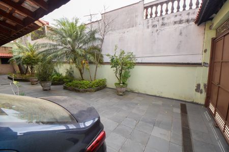 Casa à venda com 350m², 3 quartos e 2 vagas Casa à venda com 350m², 3 quartos e 2 vagasGaragem