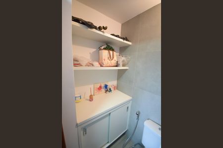 Casa à venda com 350m², 3 quartos e 2 vagas Casa à venda com 350m², 3 quartos e 2 vagasBanheiro 1