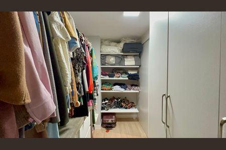 Apartamento à venda com 60m², 1 quarto e 1 vagaCloset da suíte