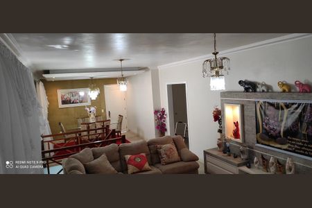 Casa para alugar com 1100m², 3 quartos e 5 vagasSala