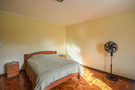 Casa à venda com 208m², 3 quartos e 2 vagas Casa à venda com 208m², 3 quartos e 2 vagasSuíte