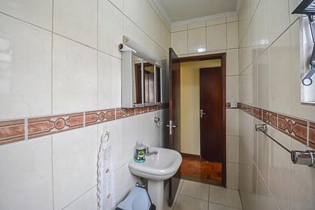 Casa à venda com 208m², 3 quartos e 2 vagas Casa à venda com 208m², 3 quartos e 2 vagasBanheiro da Suíte