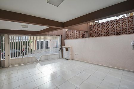 Casa à venda com 208m², 3 quartos e 2 vagas Casa à venda com 208m², 3 quartos e 2 vagasGaragem