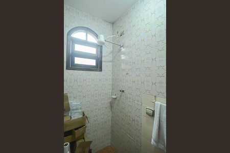 Casa à venda com 208m², 3 quartos e 2 vagas Casa à venda com 208m², 3 quartos e 2 vagasBanheiro de serviço