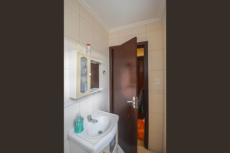 Casa à venda com 208m², 3 quartos e 2 vagas Casa à venda com 208m², 3 quartos e 2 vagasBanheiro 2