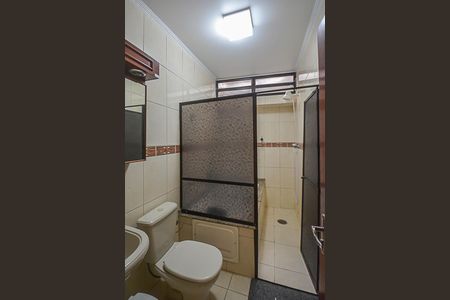 Casa à venda com 208m², 3 quartos e 2 vagas Casa à venda com 208m², 3 quartos e 2 vagasBanheiro