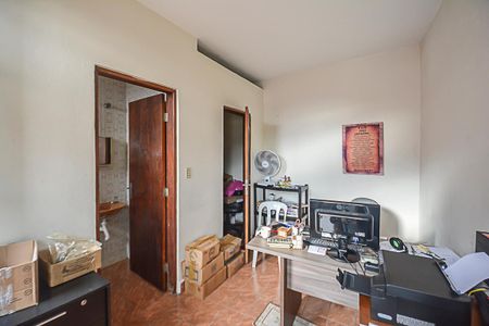 Casa à venda com 208m², 3 quartos e 2 vagas Casa à venda com 208m², 3 quartos e 2 vagasQuarto de Serviço