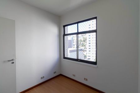 Apartamento à venda com 85m², 3 quartos e 2 vagas Apartamento à venda com 85m², 3 quartos e 2 vagasQuarto 1