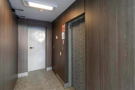 Apartamento à venda com 85m², 3 quartos e 2 vagas Apartamento à venda com 85m², 3 quartos e 2 vagasHall de entrada