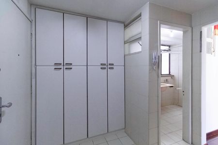 Apartamento à venda com 85m², 3 quartos e 2 vagas Apartamento à venda com 85m², 3 quartos e 2 vagasCozinha