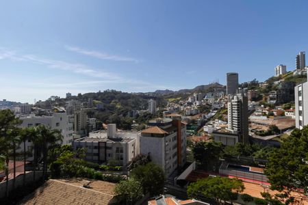 Apartamento à venda com 85m², 3 quartos e 2 vagas Apartamento à venda com 85m², 3 quartos e 2 vagasQuarto 2 - Vista