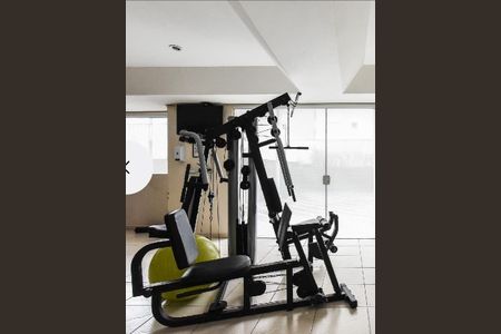 Apartamento à venda com 80m², 2 quartos e 2 vagas Apartamento à venda com 80m², 2 quartos e 2 vagasÁrea comum - Academia