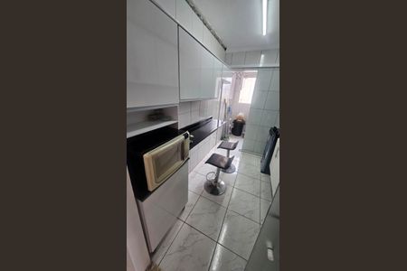 Apartamento à venda com 80m², 2 quartos e 2 vagas Apartamento à venda com 80m², 2 quartos e 2 vagasCozinha