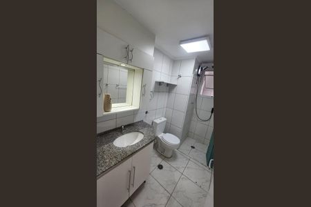 Apartamento à venda com 80m², 2 quartos e 2 vagas Apartamento à venda com 80m², 2 quartos e 2 vagasBanheiro