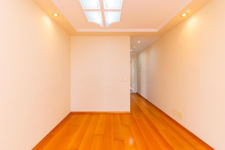 Apartamento à venda com 67m², 2 quartos e 1 vagaSala