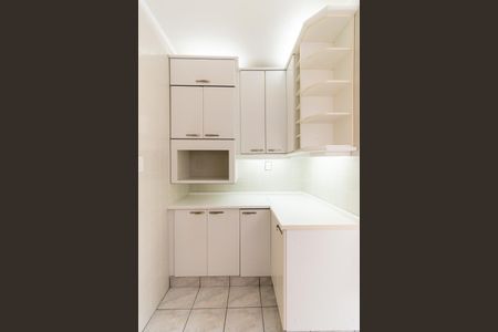 Apartamento à venda com 67m², 2 quartos e 1 vagaCozinha