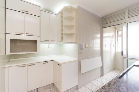 Apartamento à venda com 67m², 2 quartos e 1 vagaCozinha