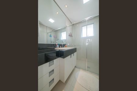 Apartamento à venda com 117m², 3 quartos e 2 vagasBanheiro da Suíte