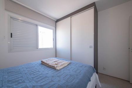 Apartamento à venda com 117m², 3 quartos e 2 vagasQuarto 2