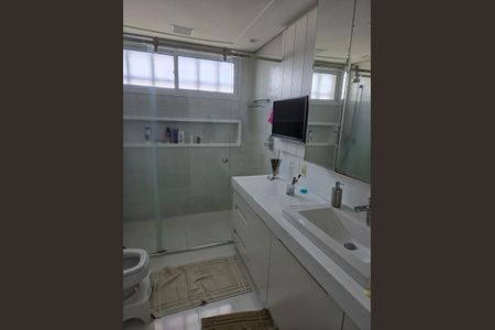 Apartamento à venda com 197m², 3 quartos e 2 vagas Apartamento à venda com 197m², 3 quartos e 2 vagasFoto 05