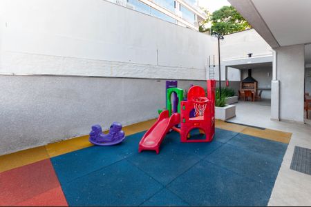 Apartamento à venda com 62m², 2 quartos e 1 vaga Apartamento à venda com 62m², 2 quartos e 1 vagaÁrea Comum - Playground