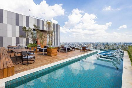 Apartamento à venda com 27m², 1 quarto e sem vaga Apartamento à venda com 27m², 1 quarto e sem vagaÁrea Comum - Piscina