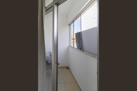 Apartamento à venda com 100m², 3 quartos e 2 vagas Apartamento à venda com 100m², 3 quartos e 2 vagasVaranda da suíte
